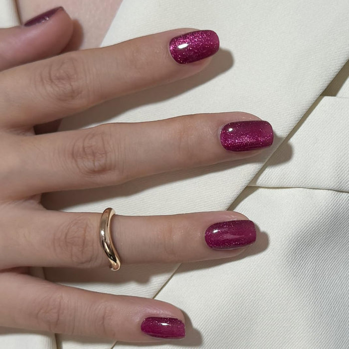 Berry Cat Eye