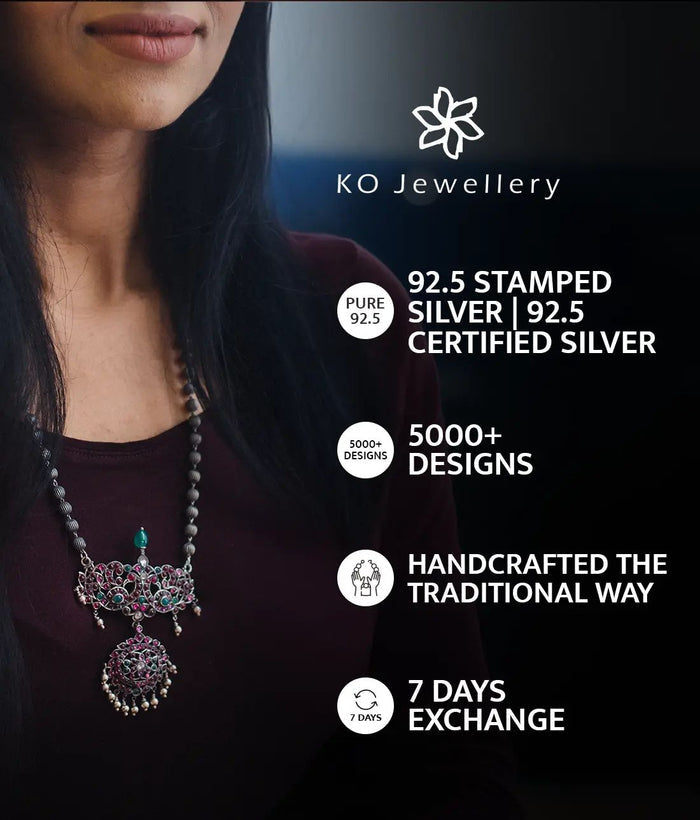 The Anulasya Silver Addige Necklace (Green)