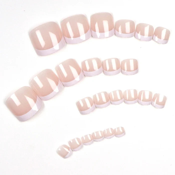 120 PCS Of Short Square White French-Style Fake Nails  Suitable For Outfits In Daily Life