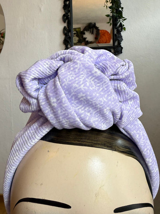 50% OFF SALE ITEM: Vintage Style Pre-tied Headband in Lilac Ribbed Floral with Small Knot