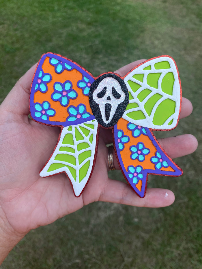 Ghostface Bow Freshie