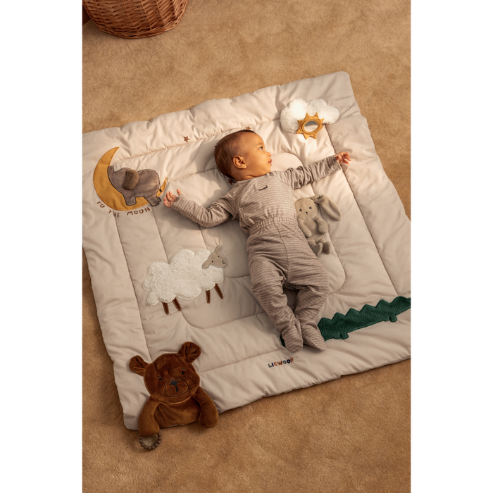 Liewood - Activity Blanket - Bernet - Sandy Multi Mix - Lifestyle Cut