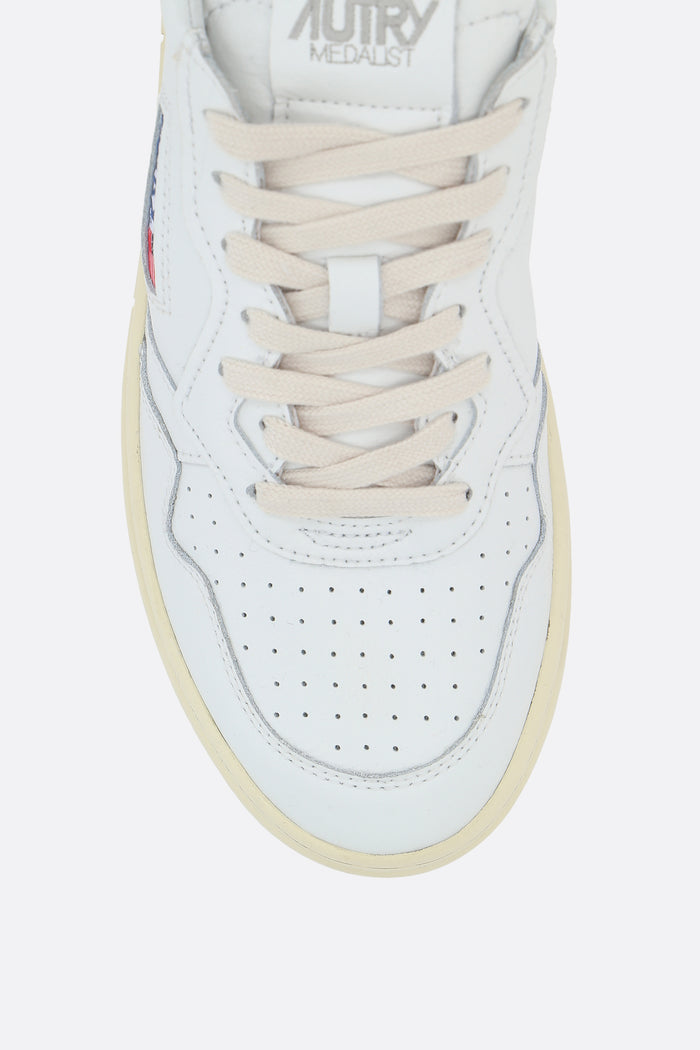 Autry Medalist sneakers in smooth leather