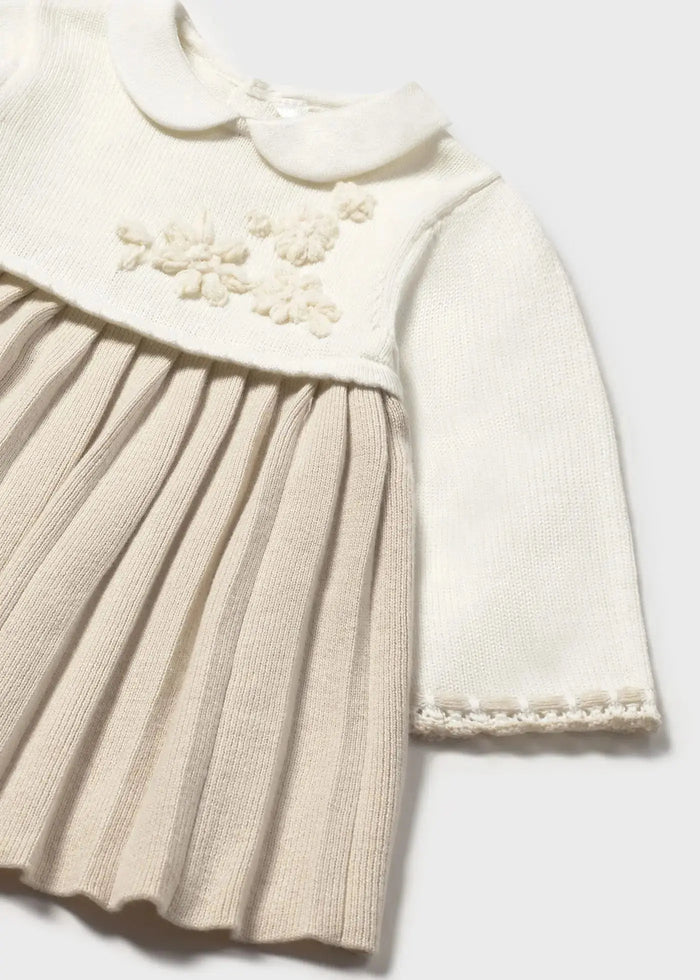 Close-up of jacquard stitch detail on baby collar