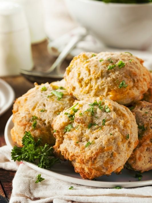 Cheddar Cheese Biscuits (6 Count)