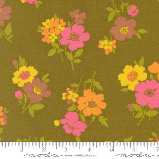 F2644 - Happy Daze Floral - Avocado