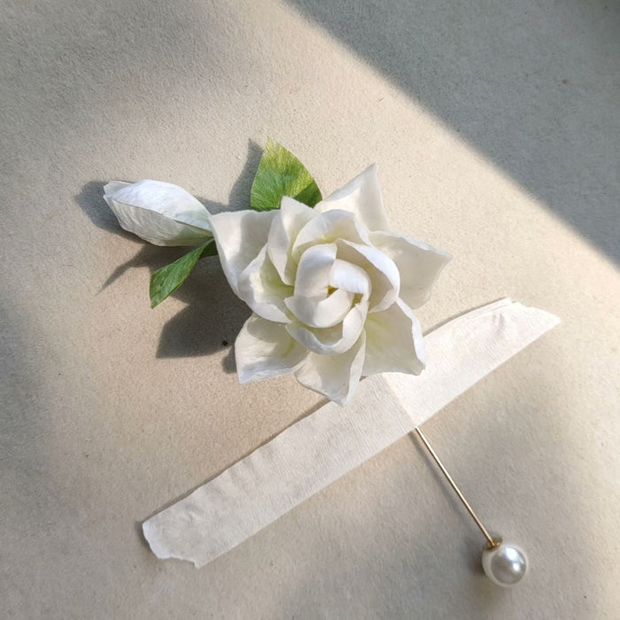 Handmade Gardenia Ronghua Brooch - Artisanal Silk Floral Pin