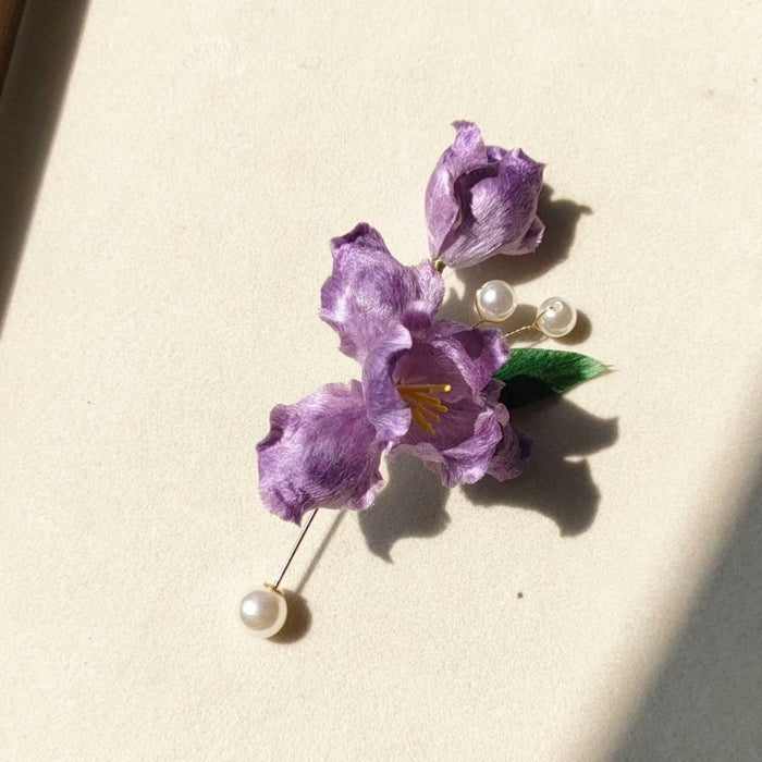 Handmade Iris Ronghua Brooch - Artisanal Silk Floral Lapel Pin