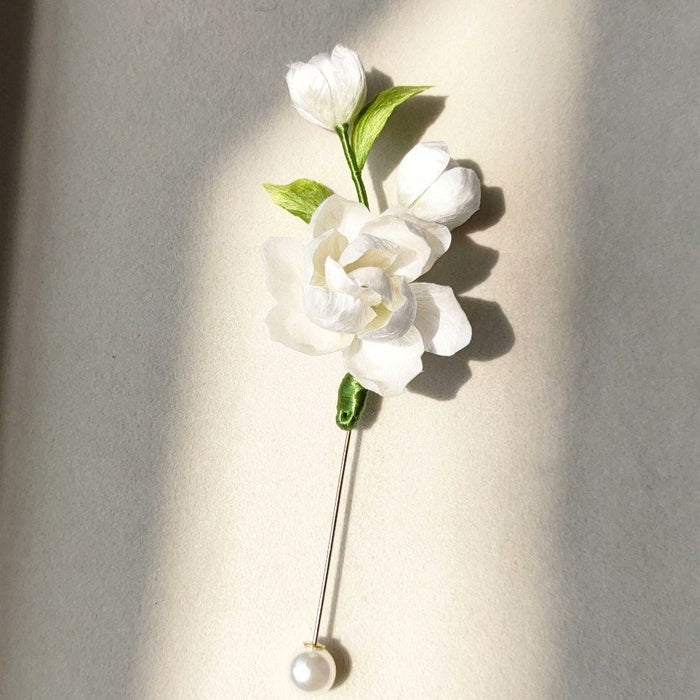 Handmade Jasmine Ronghua Brooch - Artisanal Silk Floral Lapel Pin