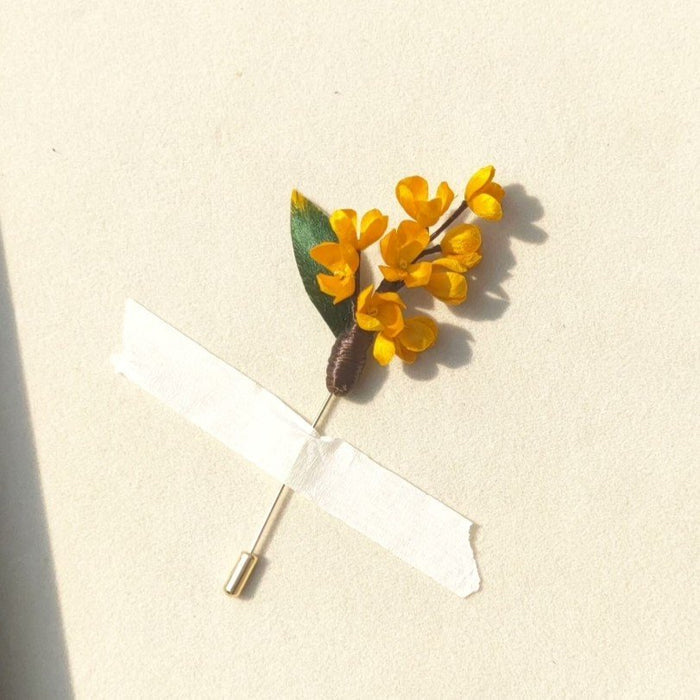 Handmade Osmanthus Ronghua Brooch - Artisanal Silk Floral Lapel Pin