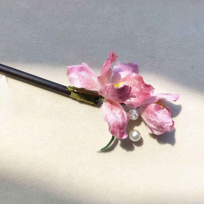 Handmade Pink Iris Ronghua Hairpin - Artisanal Silk Floral Hair Accessory
