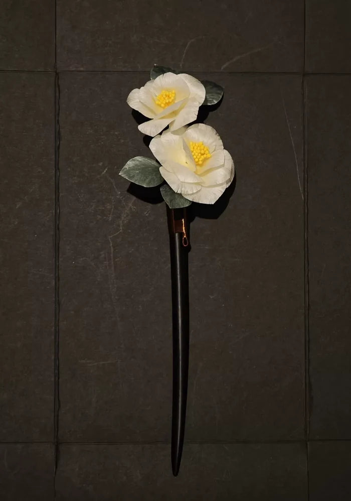 Handmade Ronghua Camellia Flower - Exquisite Lifelike Hair Accessory