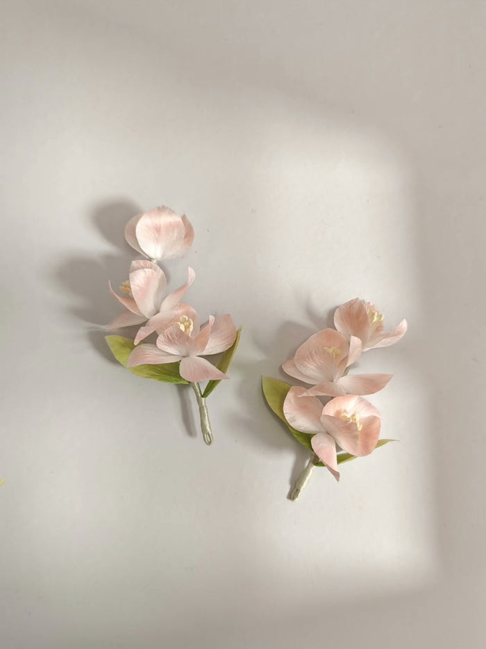 Handmade Ronghua Pink Iris - Lifelike Botanical Hair Accessory