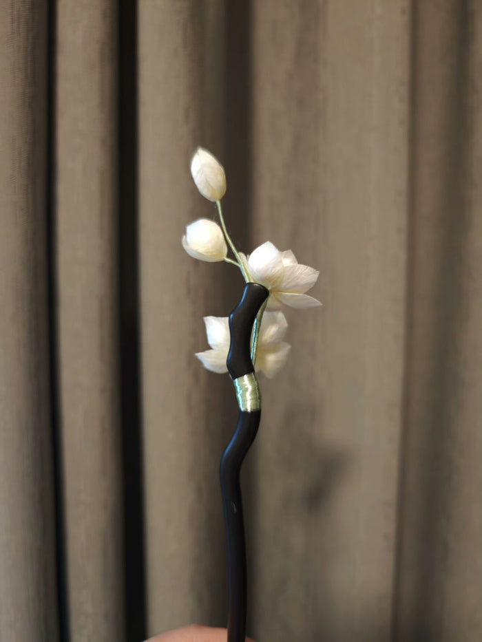 Handmade Ronghua White Jasmine Hairpin - Lifelike Floral Hair Accessory