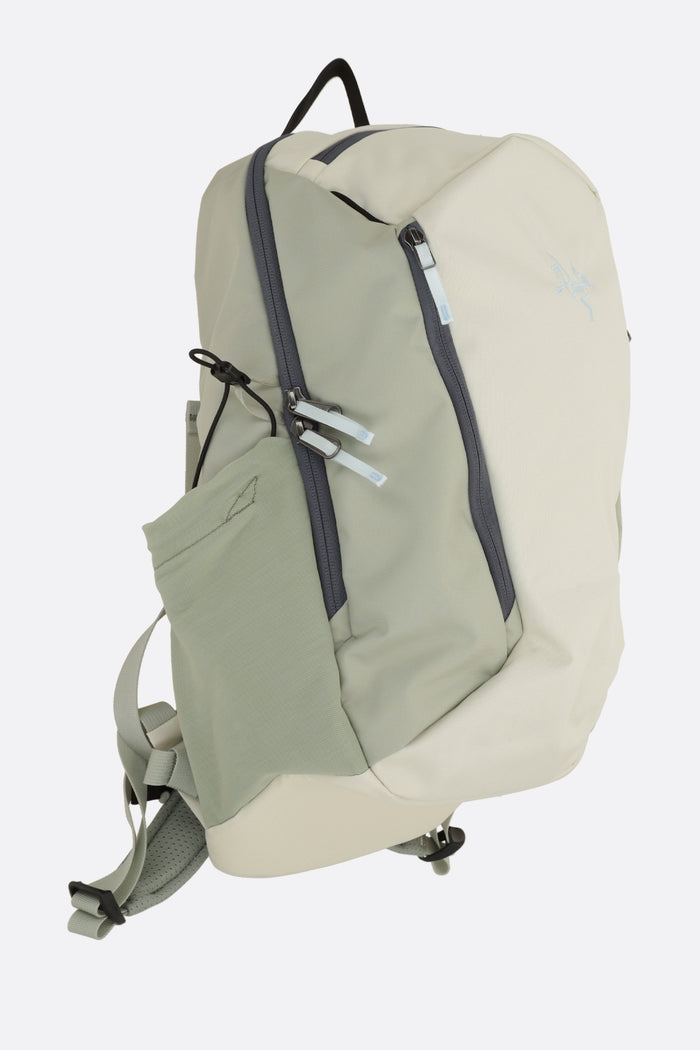 Mantis 26 backpack in nylon