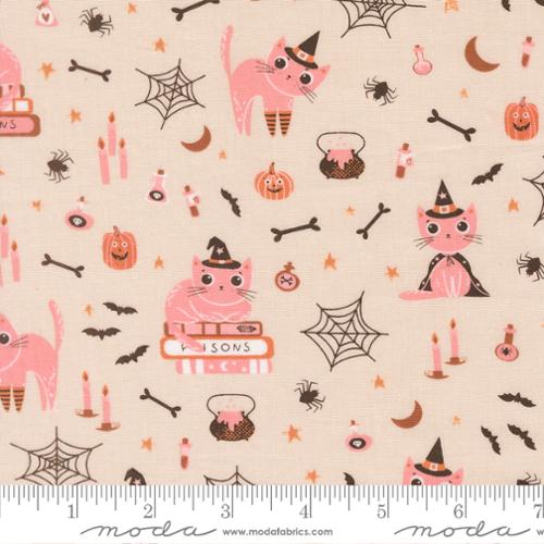 Moonbeam- Cats- Purrs and Boos Fat Quarter