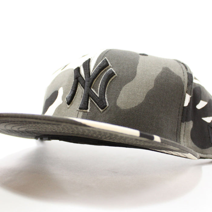 New York Yankees New Era 59Fifty Fitted Hat (Snow Camo)