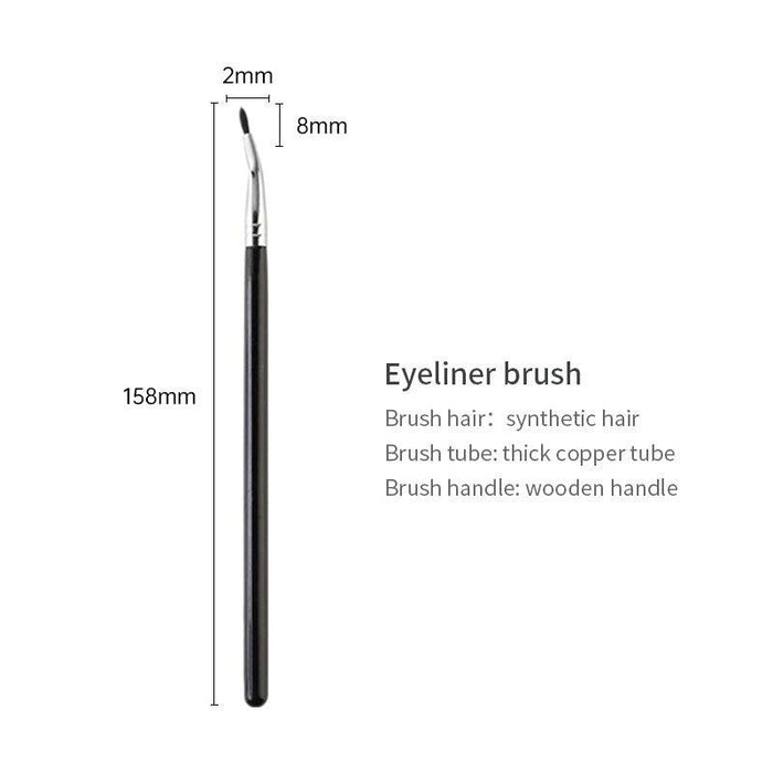 regular size / eyeliner brush