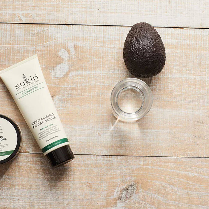facial scrub, avocado & water