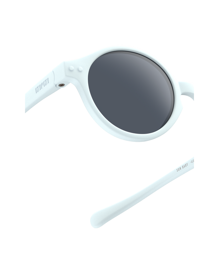 Izipizi - Sunglasses - 100% UV Protection - 0-3 Years - Sweet Blue - Close Look