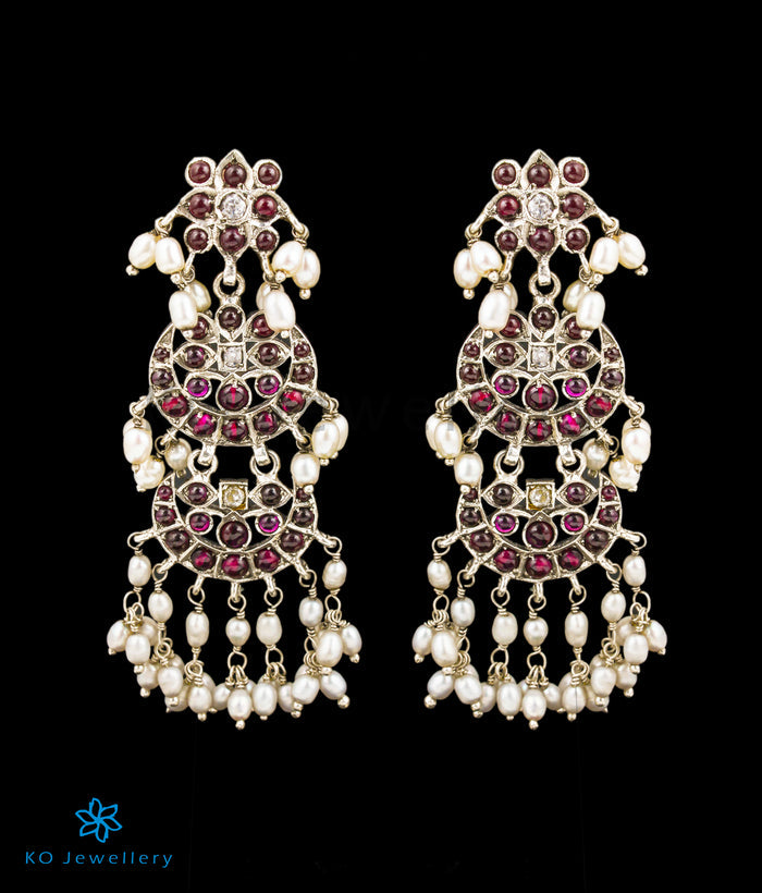 The Chakra Silver Pearl Earrings