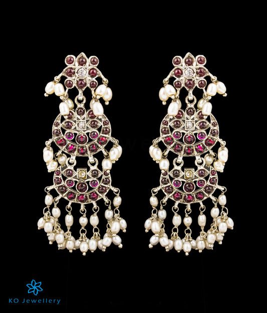 The Chakra Silver Pearl Earrings